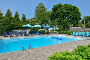 Heated Pool AC 1 2 Mile to Beach
